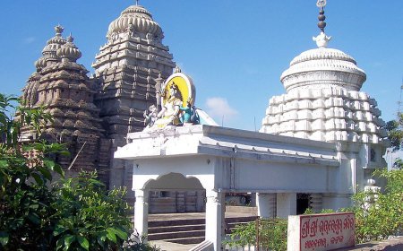 ରାତି ୧ ଘଟିକାରୁ ୨ଘଟିକା ମଧ୍ୟରେ ଧବଳେଶ୍ୱରଙ୍କ ପାଖରେ ଉଠିବ ମହାଦୀପ