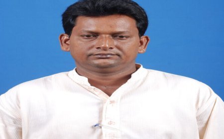 ହାତ ଧରିଲେ ସୁଦର୍ଶନ