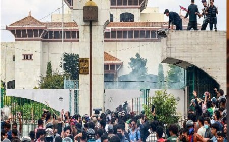 ନେପାଳ ର ରାଜନୈତିକ ଅବସ୍ଥା  ସମ୍ପୂର୍ଣ ବିଗିଡି ଯାଇଛି, ସାଧାରଣ ଲୋକମାନଙ୍କ ଅବସ୍ଥା ନ କହିଲେ ଭଲ...