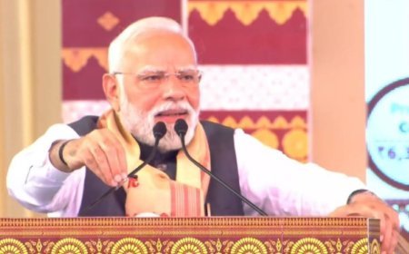 ଆସାମର ଦରାଙ୍ଗରେ ପ୍ରାୟ ୬୫୦୦ କୋଟି ଟଙ୍କାର ବିକାଶମୂଳକ କାର୍ଯ୍ୟର ଉଦଘାଟନ ଏବଂ ଶିଳାନ୍ୟାସ କଲେ ପ୍ରଧାନମନ୍ତ୍ରୀ ଶ୍ରୀ ନରେନ୍ଦ୍ର ମୋଦୀ