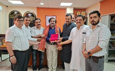 ଡକ୍ଟର ସତୀଶ କପୁର କେନ୍ଦ୍ରୀୟ ସଂସ୍କୃତ ବିଶ୍ୱବିଦ୍ୟାଳୟର ନିର୍ଦ୍ଦେଶକ ଭାବରେ ନିଯୁକ୍ତ ପାଇବାରେ ହେଲେ ସମ୍ମାନିତ