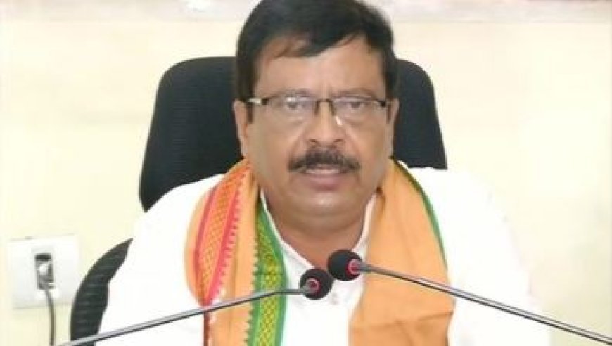 ରାଜସ୍ବ ମନ୍ତ୍ରୀ ସୁରେଶ ପୂଜାରୀଙ୍କ ବୟାନ ରାଜ୍ୟରେ ଜିଲ୍ଲା ବୃଦ୍ଧି ଦିଗରେ ସୂଚନା ଦେଉଛି