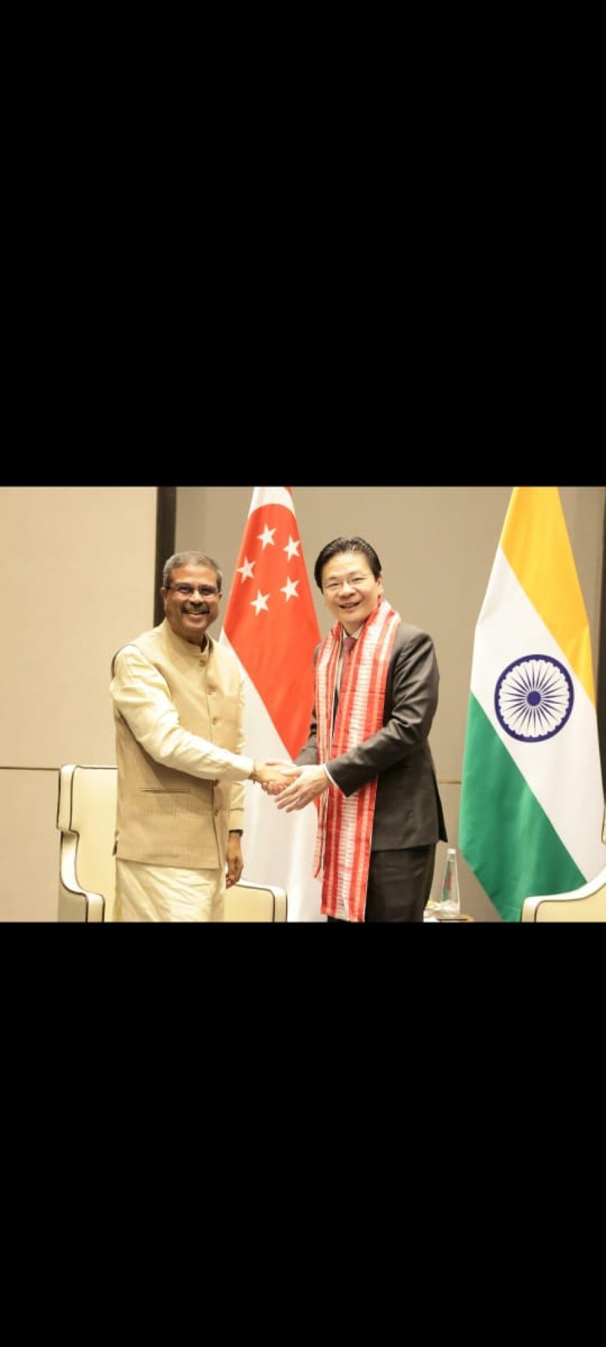 ଭାରତର ଶିକ୍ଷା ମନ୍ତ୍ରୀ ଓ ସିଙ୍ଗାପୁର ପ୍ରଧାନମନ୍ତ୍ରୀ ଙ୍କ ଦ୍ବିପାକ୍ଷିକ ଆଲୋଚନା ସଫଳ