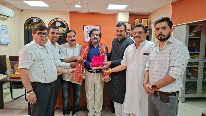 ଡକ୍ଟର ସତୀଶ କପୁର କେନ୍ଦ୍ରୀୟ ସଂସ୍କୃତ ବିଶ୍ୱବିଦ୍ୟାଳୟର ନିର୍ଦ୍ଦେଶକ ଭାବରେ ନିଯୁକ୍ତ ପାଇବାରେ ହେଲେ ସମ୍ମାନିତ