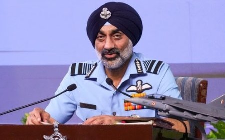 ଭାରତୀୟ ବାୟୁସେନା ମୁଖ୍ୟ ମାର୍ଶାଲ ଙ୍କ ସୂଚନା ଅନୁସାରେ ବାୟୁସେନା ବାହିନୀର ଯୁଦ୍ଧ କ୍ଷମତା ୨୦୪୭ ସୁଦ୍ଧା କ୍ଷିପ୍ରତର ହେବ...