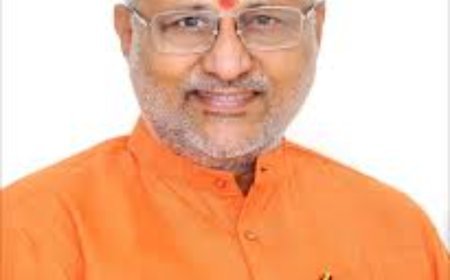 ରାଜ୍ୟ ସଭାର ଅଧକ୍ଷ ଙ୍କ ପ୍ରଥମ ବୈଠକ ଗୃହରେ ପ୍ରତିଦିନ, ପ୍ରତ୍ୟେକ ଘଣ୍ଟା, ପ୍ରତ୍ୟେକ ମିନିଟ୍, ପ୍ରତ୍ୟେକ ସେକେଣ୍ଡ ସମୟ ଗଣତନ୍ତ୍ରକୁ ସୁଦୃଢ଼ କରିବା ପାଇଁ ବ୍ୟବହାର କରାଯିବା