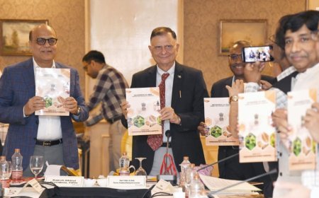 ଚନ୍ଦନ କାଠ ବିକାଶ ସମିତିର ରିପୋର୍ଟ ଉନ୍ମୋଚିତ