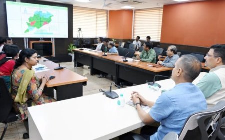 ଆସନ୍ନ ବର୍ଷା, ପବନ ଓ ବାତ୍ୟା ସମ୍ପର୍କରେ ପ୍ରସ୍ତୁତି ବୈଠକ...