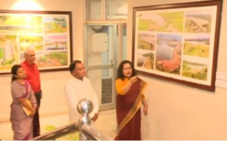 ଲୋକ ଙ୍କ ସରକାର ବିନା ସୂଚନାରେ ଲୋକଙ୍କ ପାଖରେ...