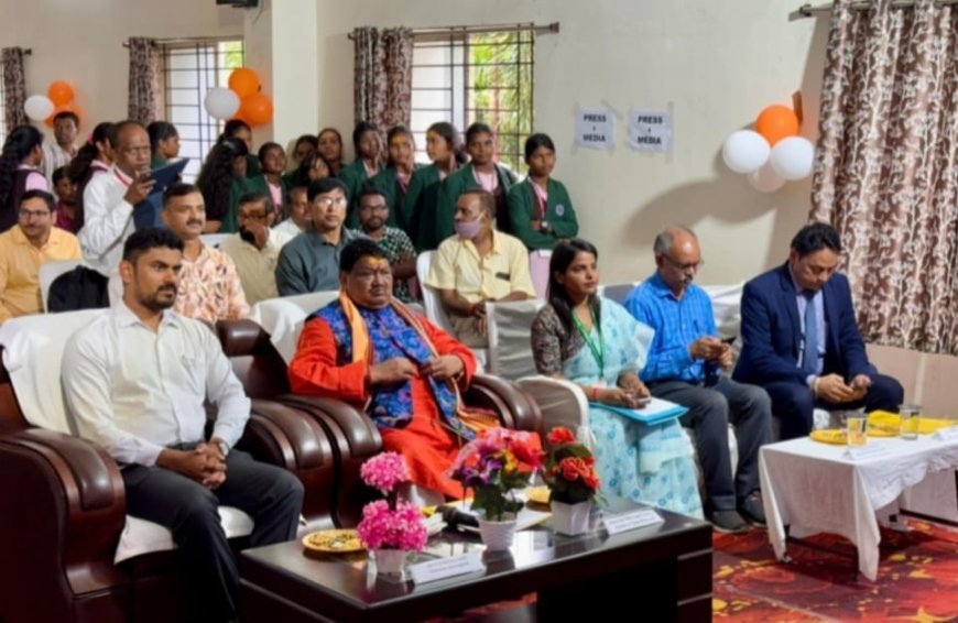 କେନ୍ଦ୍ର ମନ୍ତ୍ରୀ ଜୁଆଲ୍ ଓରାମଙ୍କ ଦ୍ୱାରା EMRS କିର୍ମିରାରେ ସ୍କିଲ୍ ଲ୍ୟାବ୍ ଉଦ୍ଘାଟିତ...