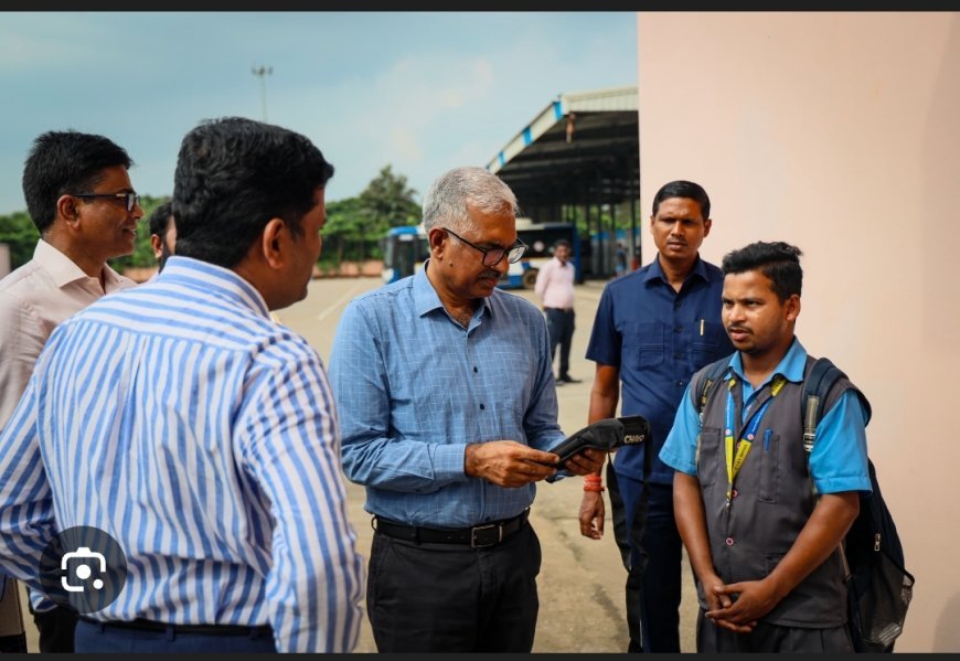 CRUT ଡିପୋ ପରିଦର୍ଶନ କଲେ ମନୋଜ ଆହୁଜା