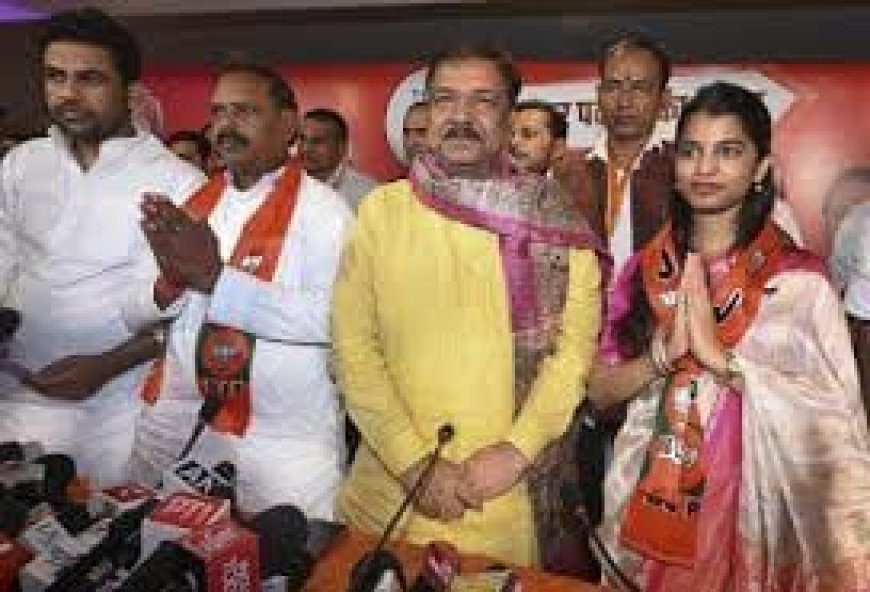 ବିଜେପିରେ ହିନ୍ଦୀ ଲୋକସଂଗୀତ ଗାୟିକା ମୈଥିଲୀ ଠାକୁର...