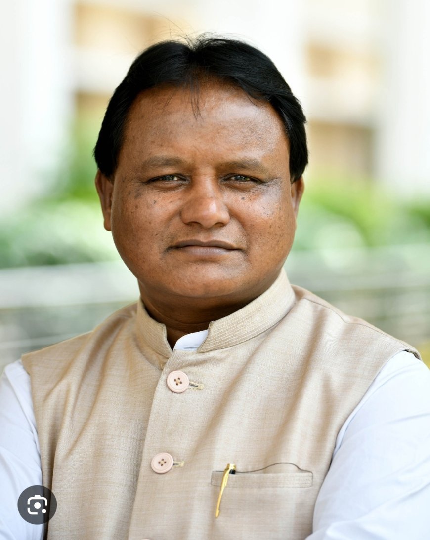 ମୁଖ୍ୟମନ୍ତ୍ରୀ ଶ୍ରୀ ମୋହନ ଚରଣ ମାଝୀଙ୍କ ଦୀପାବଳୀ ଉପହାର...