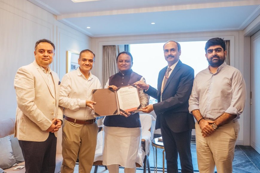 ଓଡିଶା ର ମୁଖ୍ୟମନ୍ତ୍ରୀ ମୁମ୍ବାଇରେ ରିଲାଏନ୍ସ କଞ୍ଜ୍ୟୁମର ପ୍ରଡକ୍ଟସ ଲିମିଟେଡର କାର୍ଯ୍ୟନିର୍ବାହୀ ନିର୍ଦ୍ଦେଶକ ଶ୍ରୀ କେତନ ମୋଦି ଏବଂ ବରିଷ୍ଠ ନେତାମାନଙ୍କୁ ଭେଟିଥିଲେ।