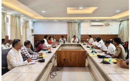 OUATରେ ଜାତୀୟ ସଚେତନତା କାର୍ଯ୍ୟକ୍ରମ: ଶୂନ୍ୟ ମୃତ୍ୟୁ ପାଇଁ ସଡ଼କ ସୁରକ୍ଷା...