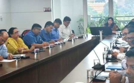 ବୈଦ୍ୟୁତିକ ଯାନ ନୀତି ଉପରେ ହିତାଧିକାରିଙ୍କୁ ପରାମର୍ଶ...