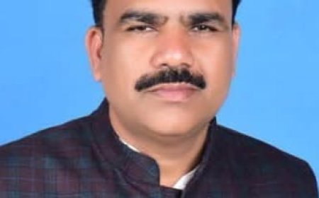 ଛାତ୍ର ଛାତ୍ରୀଙ୍କୁ ଠିକ ସମୟରେ Uniform ଦେବା ପାଇଁ କଲେ ତାଗିଦ...