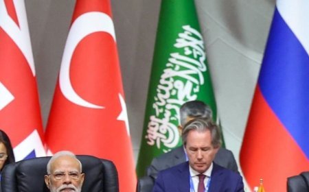 ଭାରତର ପ୍ରଧାନମନ୍ତ୍ରୀ ମୋଦି ଦକ୍ଷିଣ ଆଫ୍ରିକାର ଜୋହାନ୍ସବର୍ଗରେ ଅନୁଷ୍ଠିତ G20 ଶିଖର ସମ୍ମିଳନୀର ପ୍ରଥମ ଅଧିବେଶନରେ...