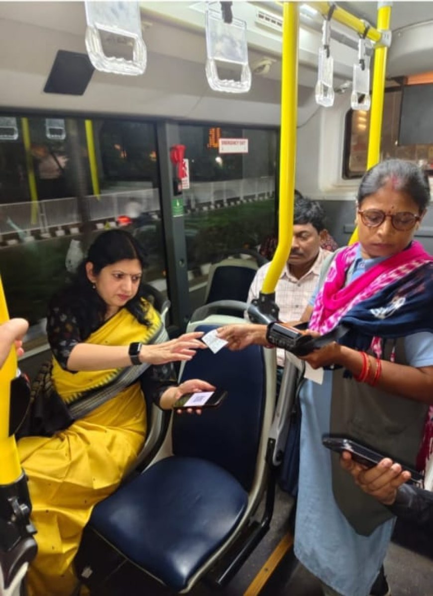 'ଲୋକଙ୍କ ସରକାର' ପରେ ପ୍ରଶାସନିକ ଅଧିକାରୀ ମାନେ ଲୋକଙ୍କ ପାଇଁ ପ୍ରମାଣ କରିବାକୁ ପ୍ରଚେଷ୍ଟା...