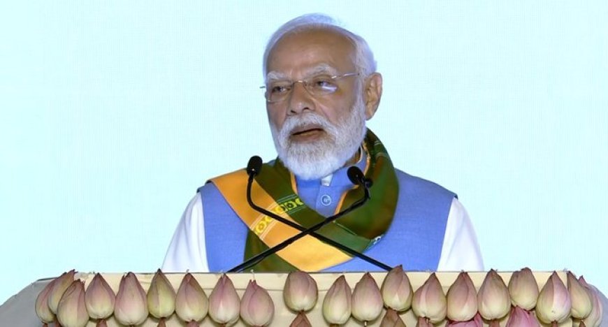 ସ୍ବଚ୍ଛ ଗ୍ରାମ ଗ୍ରାମ ଏବଂ ପଶୁ ମାନଙ୍କର ଉତ୍ତମ ରକ୍ଷଣାବେକ୍ଷଣ ପାଇଁ ଗୁଜରାଟର 'ଗୋ ନିବାସ' ଧାରଣା ଉପରେ ଆଲୋକପାତ କଲେ ପ୍ରଧାନମନ୍ତ୍ରୀ