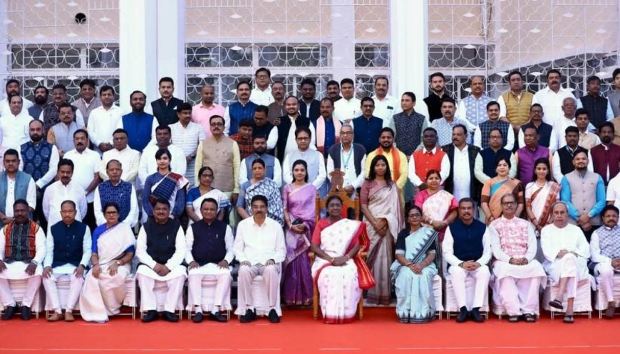 ନାଗରିକଙ୍କ ଆଶା, ସେମାନଙ୍କ ସ୍ୱପ୍ନକୁ ସାକାର କରନ୍ତୁ ଏବଂ ସେମାନଙ୍କ ମୁହଁରେ ହସ ଫୁଟାନ୍ତୁ: ରାଷ୍ଟ୍ରପତି ଦ୍ରୌପଦୀ ମୁର୍ମୁ