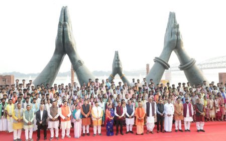 ବାରାଣାସୀ ॥ସୀରେ କାଶୀ-ତାମିଲ ସଙ୍ଗମମ ୪.୦ର ଶୁଭାରମ୍ଭ କଲେ କେନ୍ଦ୍ରମନ୍ତ୍ରୀ