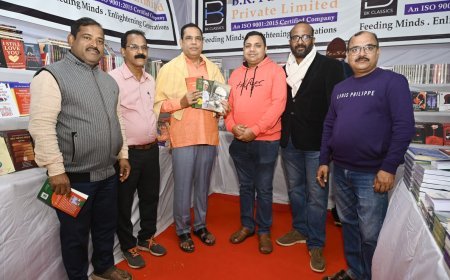 ଏକାମ୍ର ବିଧାୟକ ବାବୁ ସିଂ ଙ୍କ ପୁସ୍ତକ ମହୋତ୍ସବ ପରିଦର୍ଶନ...