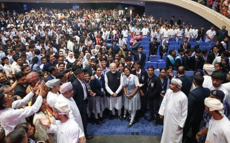 ଓମାନରେ ଭାରତୀୟ ସମୁଦାୟକୁ ସମ୍ବୋଧୂତ କରିଛନ୍ତି ପ୍ରଧାନମନ୍ତ୍ରୀ ଶ୍ରୀ ନରେନ୍ଦ୍ର ମୋଦୀ