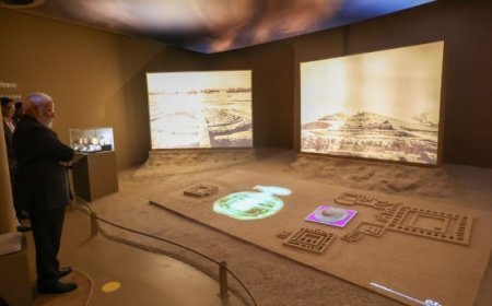 ଭାରତ ପାଇଁ, ଭଗବାନ ବୁଦ୍ଧଙ୍କ ପବିତ୍ର ଅବଶେଷ କେବଳ କଳାକୃତି ନୁହେଁ; ସେଗୁଡ଼ିକ ଆମର ମହାନ ଐତିହ୍ୟ ଏବଂ ସଭ୍ୟତାର ଏକ  ଅବିଚ୍ଛେଦ୍ୟ ଅଂଶ; ପ୍ରଧାନମନ୍ତ୍ରୀ