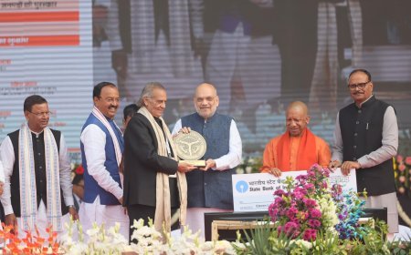 ଲକ୍ଷ୍ନୌରେ 'ଉତ୍ତର ପ୍ରଦେଶ ରାଜ୍ୟ ପ୍ରତିଷ୍ଠା ଦିବସ ସମାରୋହକୁ ସମ୍ବୋଧୂତ କରିଛନ୍ତି ଗୃହମନ୍ତ୍ରୀ ସ୍ବାଧୀନତାର ।