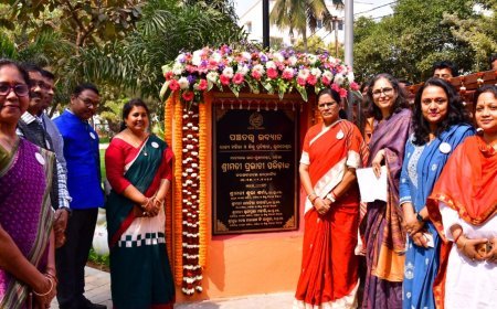 “ଜନ୍ମଦିନରେ ଅଙ୍ଗନବାଡ଼ି ପିଲାଙ୍କୁ ଫଳ ବାଣ୍ଟିବା, କୁପୋଷଣ ଦୂର କରିବା” - ମାନ୍ୟବର ଉପମୁଖ୍ୟମନ୍ତ୍ରୀ ଶ୍ରୀମତୀ ପରିଡାଙ୍କ ଆହ୍ୱାନ