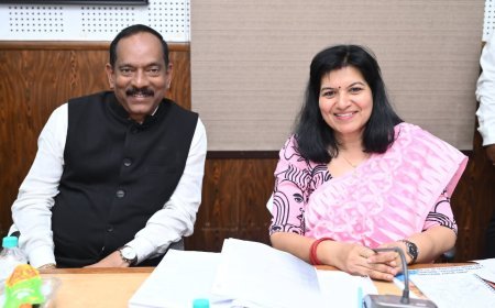 ରୋଗୀ କଲ୍ୟାଣ ସମିତି କ୍ୟାପିଟାଲ ହସ୍ପିଟାଲ ର କାର୍ଯ୍ୟକାରିଣୀ ବୈଠକରେ ସାମିଲ ହେଲେ ବିଧାୟକ ଅନନ୍ତ ନାରାୟଣ ଜେନା,  ମେୟର ସୁଲୋଚନା ଦାସ, ଓ ସାଂସଦ ଅପରାଜିତା ଷଡ଼ଙ୍ଗୀ