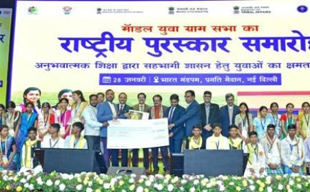 ନୂଆଦିଲ୍ଲୀରେ ଜାତୀୟ ମଡେଲ ଯୁବ ଗ୍ରାମସଭା ପୁରସ୍କାର ପ୍ରଦାନ କଲେ କେନ୍ଦ୍ର ମନ୍ତ୍ରୀ ପ୍ରଫେସର ଏସ୍.ପି. ସିଂହ ବାଘେଲ