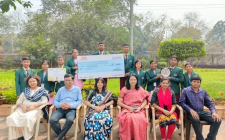 ନବରଙ୍ଗପୁରରୁ ନୂଆଦିଲ୍ଲୀ: ଜାତୀୟ ସ୍ତରରେ ଚମକିଲେ ନବରଙ୍ଗପୁରର ଜନଜାତି ଛାତ୍ରଛାତ୍ରୀ)