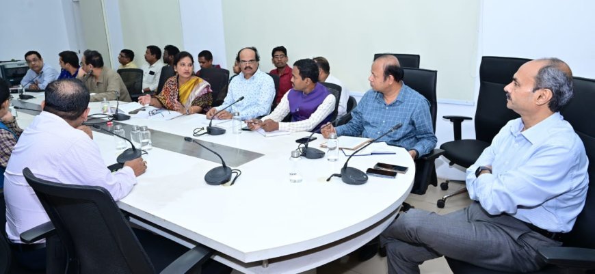 ସାଧାରଣତନ୍ତ୍ର ଦିବସ ପାଳନ ସମ୍ପର୍କରେ ସୂଚନା ଓ ଲୋକସମ୍ପର୍କ ବିଭାଗ ପକ୍ଷରୁ ପ୍ରସ୍ତୁତି ବୈଠକ...