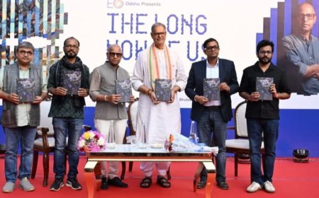 ଇଓ ଓଡ଼ିଶା ପକ୍ଷରୁ ଜଗନ୍ନାଥ ପଣ୍ଡାଙ୍କର “ଦ ଲଙ୍ଗ ନାଓ ଅଫ୍‌ ଅସ୍‌” ଲଳିତ କଳା ଏକାଡେମୀ, ରିଜିଓନାଲ ସେଣ୍ଟରଠାରେ ଉଦ୍‌ଘାଟନ...