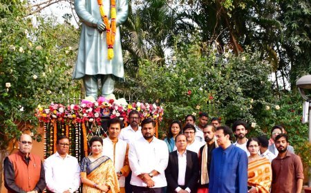 ବିଶିଷ୍ଟ ସଙ୍ଗୀତଜ୍ଞ ପଦ୍ମଶ୍ରୀ ପ୍ରଫୁଲ କରଙ୍କ ପ୍ରତିମୂର୍ତ୍ତି ଲୋକାର୍ପଣ...