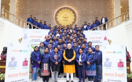 ଭାରତ ଟ୍ୟାକ୍ସିର ‘ସାରଥ୍' ମାନଙ୍କ ସହ ମତ ବିନିମୟ କଲେ ଶ୍ରୀ ଅମିତ ଶାହ