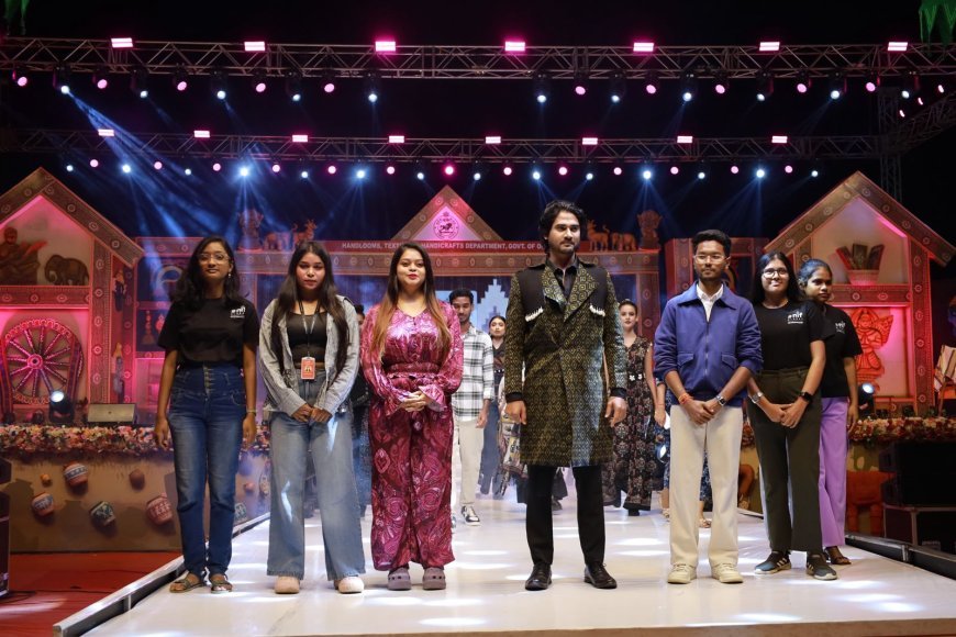 ୨୦ତମ ଭବ୍ୟ ତୋଷାଳି ସ୍ବଦେଶୀ ମେଳା ରେ ହସ୍ତତନ୍ତ ଫ୍ୟାଶନ୍ ସୋ...