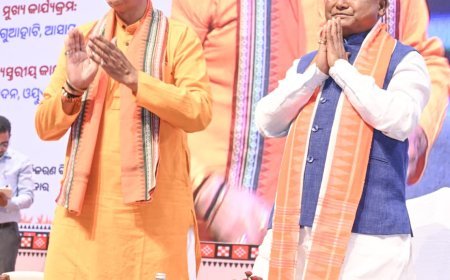 ଭୁବନେଶ୍ୱର ସ୍ଥିତ ଓୟୁଏଟି କୃଷି ଶିକ୍ଷା ସଦନ ଠାରେ ଆୟୋଜିତ ରାଜ୍ୟ ସ୍ତରୀୟ ପି ଏମ କିଷାନ୍ ଉତ୍ସବ ଦିବସ କାର୍ଯକ୍ରମ ରେ ମୁଖ୍ୟମନ୍ତ୍ରୀ ଶ୍ରୀ ମୋହନ ଚରଣ ମାଝୀ ଏବଂ ଉପମୁଖ୍ୟମନ୍ତ୍ରୀ ଶ୍ରୀ କନକ ବର୍ଦ୍ଧନ ସିଂଦେଓ ଉପସ୍ଥିତ ଅଛନ୍ତି |