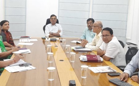 ରାଜଧାନୀରେ  ହସ୍ତଶିଳ୍ପ ଓ ହସ୍ତତନ୍ତ ହବ ନିର୍ମାଣ ଅଗ୍ରଗତି ନେଇ ସମୀକ୍ଷା ବୈଠକ...