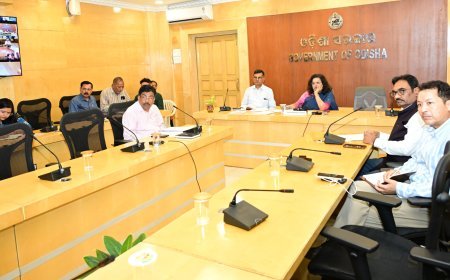 ପେଟ୍ରୋଲିୟମ ସାମଗ୍ରୀ ଓ ଗ୍ୟାସ, ନିୟମାବଳୀକୁ ପାଳନ କରିବାକୁ ପେଟ୍ରୋଲିୟମ ଓ ପ୍ରାକୃତିକ ଗ୍ୟାସ ମନ୍ତ୍ରଣାଳୟର ନିର୍ଦ୍ଦେଶ...