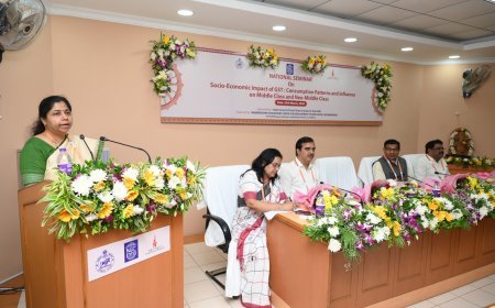 ମଧ୍ୟମ ବର୍ଗ ଓ ନୂତନ ମଧ୍ୟବର୍ଗଙ୍କ ଉପରେ 'ଦ୍ରବ୍ୟ ଓ ସେବା କର' ର ସାମାଜିକ-ଆର୍ଥିକ ପ୍ରଭାବ ଆଲୋଚନା ଚକ୍ର...