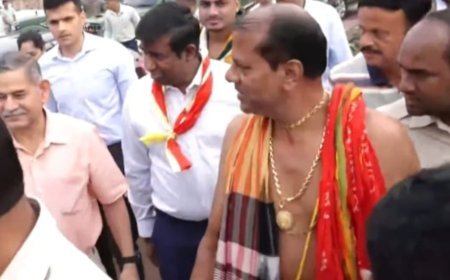 ପୁରୀରେ ଶ୍ରୀଜିଉଙ୍କ ଦର୍ଶନ ପାଇଁ ସ୍ଥଳସେନା ମୁଖ୍ୟ ଉପେନ୍ଦ୍ର ଦ୍ଵିବେଦୀ...