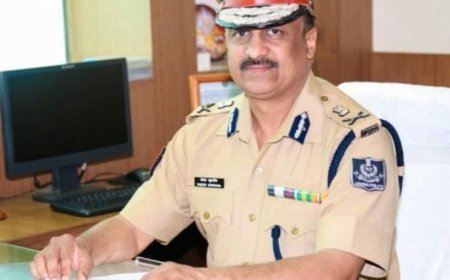 କଟକ ଭୁବନେଶ୍ୱରର ବରିଷ୍ଠ ଆଇପିଏସ ଅଧିକାରୀମାନେ ସରକାରୀ କାର୍ଯ୍ୟକ୍ରମରେ ଯୋଗ ଦେବା ହେଲା ବାଧ୍ୟତା ମୂଳକ...