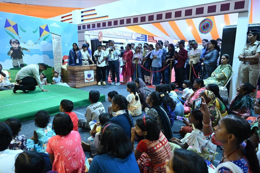 "ନ୍ୟାୟ ସଂହିତା ପ୍ରଦର୍ଶନୀ" ରେ ବିପୁଳ ଜନ ସମାଗମ...