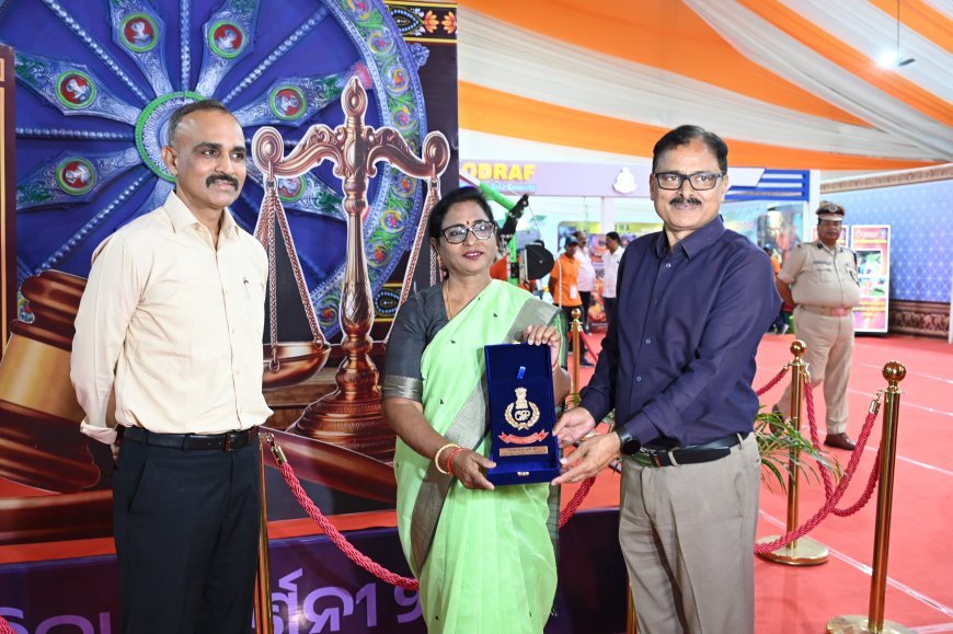 ଭୁବନେଶ୍ୱର ଭାରତର ନୂତନ ନ୍ୟାୟ ଯୁଗର କେନ୍ଦ୍ରସ୍ଥଳ ହେବା ସହିତ ଐତିହାସିକ "ନ୍ୟାୟ ସଂହିତା" ପ୍ରଦର୍ଶନୀକୁ ୧ ଲକ୍ଷରୁ ଅଧିକ ନାଗରିକ ଦେଖିଛନ୍ତି।
