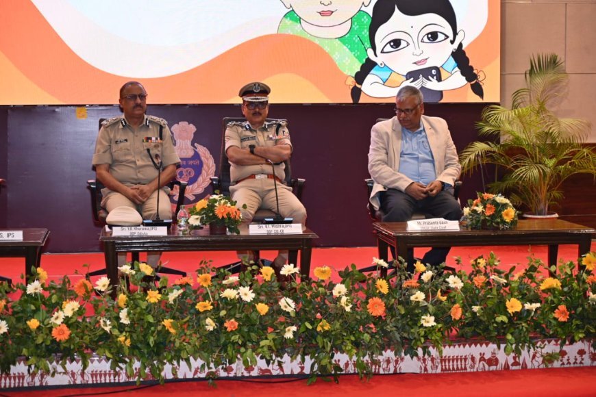 ଓଡ଼ିଶା ପୋଲିସ୍ ଏବଂ ୟୁନିସେଫ୍ (UNICEF) ର ମିଳିତ ସହଯୋଗରେ  ଭୁବନେଶ୍ୱରସ୍ଥିତ ପୋଲିସ୍ ଭବନଠାରେ ‘ଜୁଭେନଟିକା – ଡିଜିଟାଲ୍ ଅଧିକାର ଏବଂ ଶିଶୁଙ୍କ ସୁରକ୍ଷା’ ଶୀର୍ଷକ ଆଲୋଚନାଚକ୍ର...
