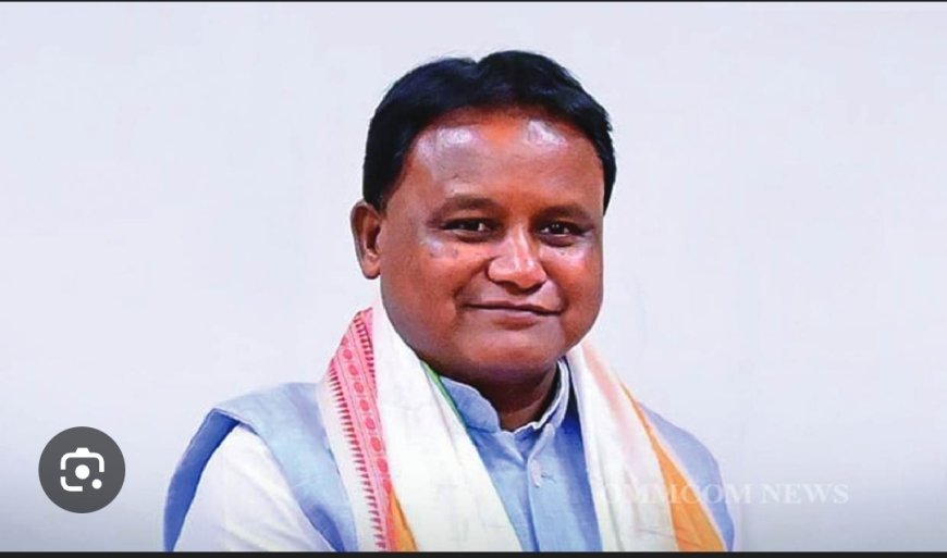 ଲୋକଙ୍କ ସରକାରରେ ସାମାନ୍ୟ ଯୁକ୍ତିତର୍କ ପାଇଁ ଅଗ୍ନିଶମ କର୍ମଚାରୀ ଉପରେ ଆକ୍ସନ...