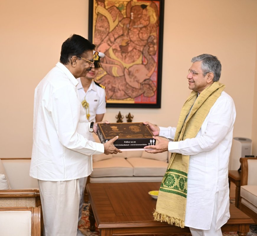 ମାନ୍ୟବର ରାଜ୍ୟପାଳ ରେଳ ମନ୍ତ୍ରୀ ଅଶ୍ୱିନୀ ବୈଷ୍ଣବଙ୍କ ସହିତ ଆଲୋଚନା ପାଇଁ ଦିଲ୍ଲୀରେ...